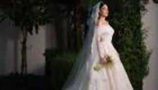 نارين بيوتي تنشر أول صور من زفافها على رامي سامو