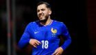 ديشامب مهدد بخسارة شرقي.. ومطالب فرنسية عاجلة باستدعائه