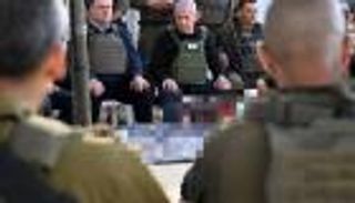 آخر أخبار غزة.. إسرائيل تستخدم المساعدات كـ«وسيلة ضغط»