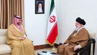 خالد بن سلمان والمرشد الإيراني