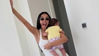 سلمى أبوضيف وابنتها صوفيا