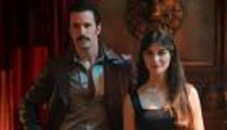 باريش أردوتش وتوبا بويوكستون في لقطة أولى من فيلم «السيد المرعب»