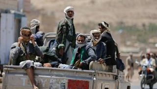 عناصر مسلحة للحوثيين.. أرشيفية