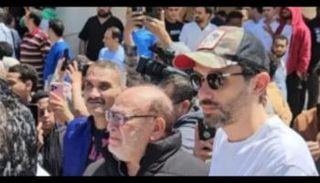 صلاح عبدالله وكريم محمود في جنازة سليمان عيد 