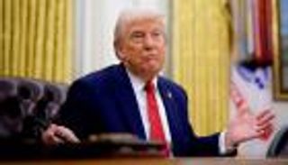 تغريدة قد تمنعهم من دخولها.. أمريكا تراقب زوار غزة