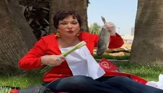 احتفال نجوم الفن بشم النسيم