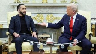 رئيسا أمريكا دونالد ترامب والسلفادور نجيب بوكيلة