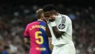 «تغيير غامض» يفسد انتقال فينيسيوس إلى برشلونة