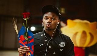 أنسو فاتي نجم برشلونة