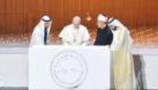 الإمارات والبابا فرنسيس.. نموذج حيوي للسلام والتعايش بين الأديان