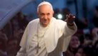 صدفة عمرها 67 عاماً.. وفاة بابا الفاتيكان فأل النجاح لفريق إيطالي