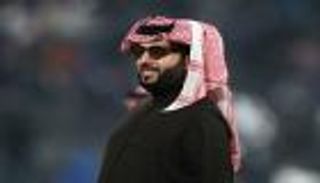 تركي آل الشيخ يخلد أمنية سليمان عيد.. حاضر في موسم الرياض رغم الغياب