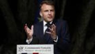 أولوية ماكرون في أوكرانيا.. الهدنة أم القرم؟