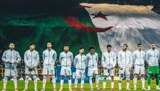 لاعبو منتخب الجزائر