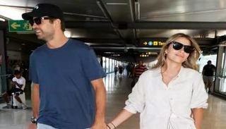 بيكيه وكلارا شيا