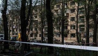 مبنى أوكراني متضرر بشدة جراء غارة روسية