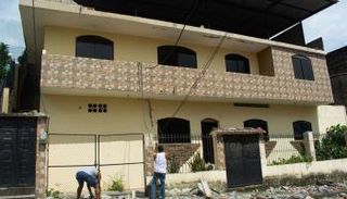 زلزال الإكوادور