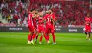 بث مباشر: مباراة الوحدة وشباب الأهلي في الدوري الإماراتي 2025