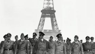 هتلر في باريس يونيو/حزيران 1940