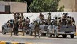 اشتباكات واغتيالات غربي ليبيا.. السلاح يفرض سطوته