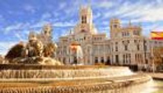 زيادة 17%.. إسبانيا تستقبل 200 ألف زائر إماراتي في 2024