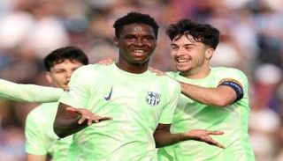 فريق برشلونة للشباب