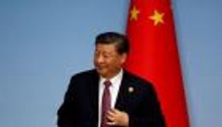 الصين وأوروبا.. رسائل تهدئة وسط اضطرابات التجارة العالمية