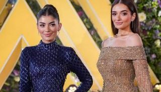 ملك أحمد زاهر وشقيقتها