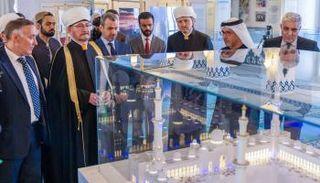 مجسم جامع الشيخ زايد الكبير في موسكو