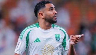 محرز نجم الأهلي السعودي