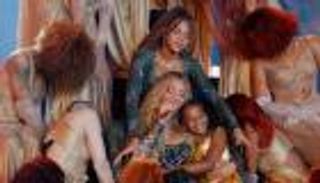 بيونسيه تبهر الجماهير في جولة «كاوبوي كارتر» ومشاركة مؤثرة لابنتيها