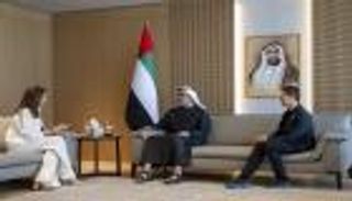 خالد بن محمد بن زايد يستقبل الرئيس المالي لشركة «OpenAI»