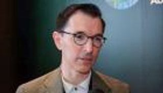 القمة الثقافية أبوظبي تستعرض تأثير الذكاء الاصطناعي على الفن والثقافة