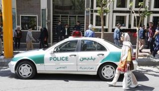 سيارة شرطة إيرانية