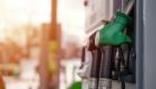 أسعار الوقود في الإمارات لشهر مايو 2025.. ارتفاع البنزين وتراجع الديزل