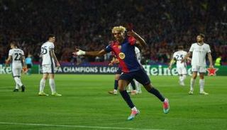 لامين يامال نجم برشلونة