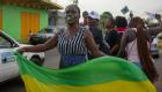 الغابون تعود للحضن الأفريقي.. هل انتهى زمن عقوبة الانقلابات؟