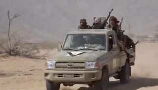 دورية للعمالقة في جبهات مأرب.. إعلام العمالقة