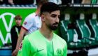 ثمن الاشتباك.. مدرب فولفسبورغ يكشف سبب معاقبة عمورة