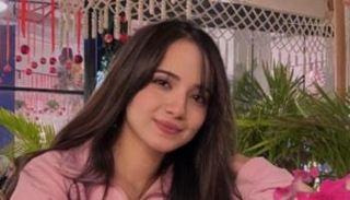 الفنانة وردشان مجدي 