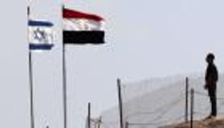 مصر.. السجن 5 أعوام لإسرائيليين لاعتدائهما على عمال فندق بسيناء