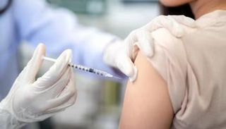 تأثيرات طفيفة للقاحات على الدورة الشهرية للنساء