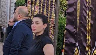 دينا فؤاد في عزاء المنتج وليد مصطفى 