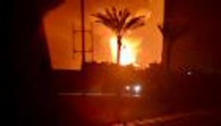 ردا على استهداف الحوثيين لـ«بن غوريون».. ميناء الحديدة تحت القصف الإسرائيلي