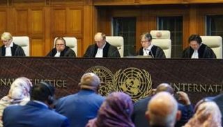 قضاة محكمة العدل الدولية يصدرون حكمهم في القضية