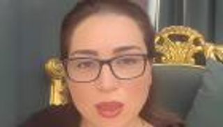 مي عز الدين تكشف سر جمال بشرتها وتُعبّر عن رغبتها في جزء جديد من «عمر وسلمى»