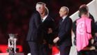 هل يبحث عن المعجزة؟.. بيريز يضع شرطا وحيدا لبقاء أنشيلوتي