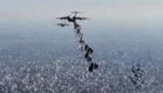 ذكرى توحيد القوات المسلحة.. الإمارات عاصمة للعطاء والإخاء والإنسانية