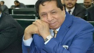 محمد عشوب يكشف تفاصيل خاصة عن أحمد زكي وسمير صبري