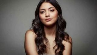 الفنانة مي الغيطي